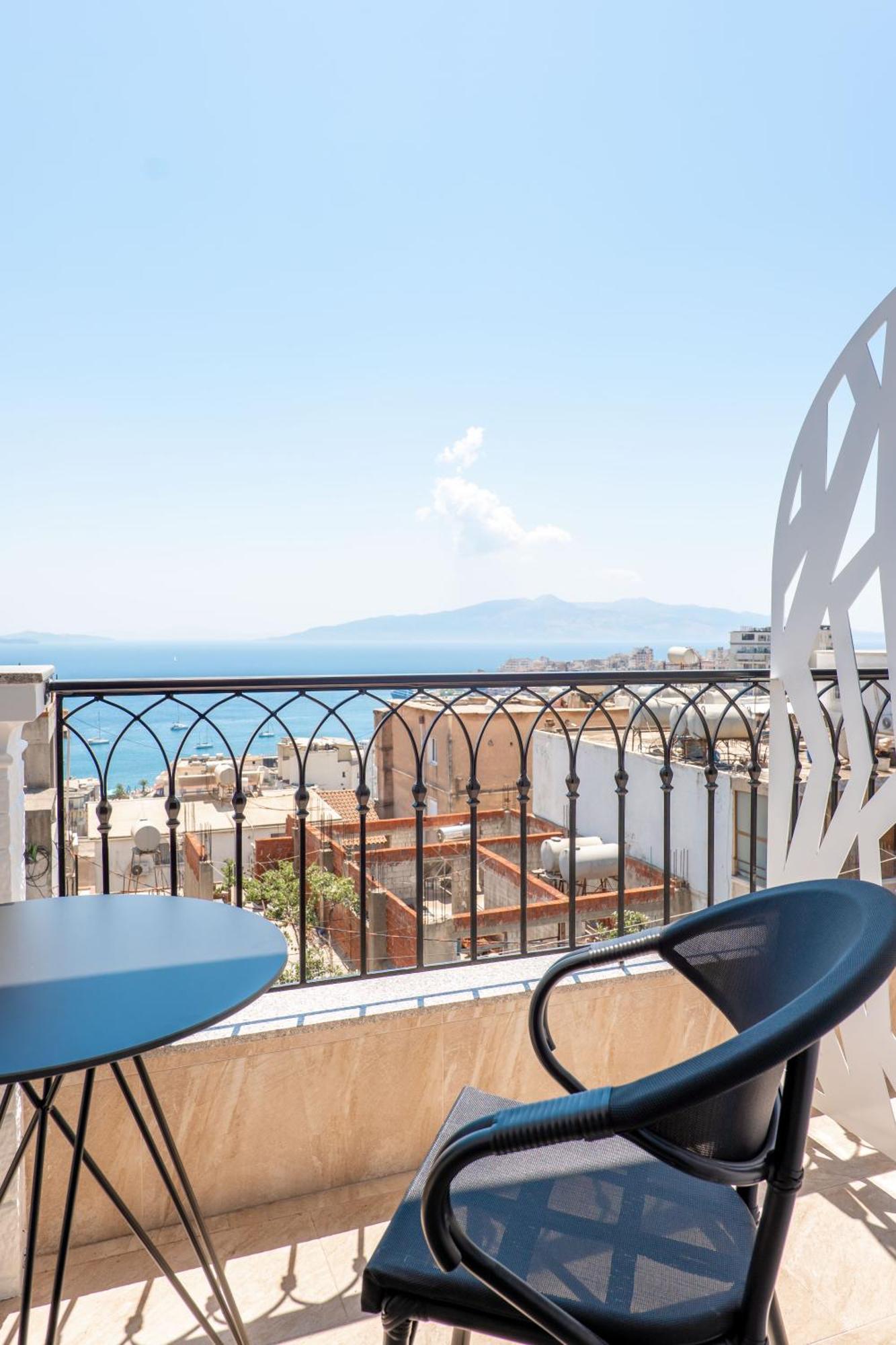 Kamara Rooms Sarandë Eksteriør bilde