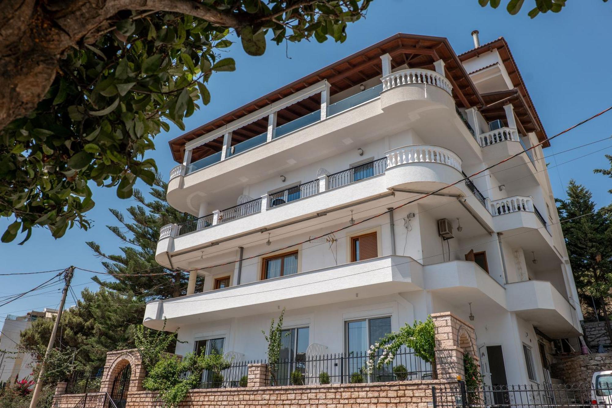 Kamara Rooms Sarandë Eksteriør bilde