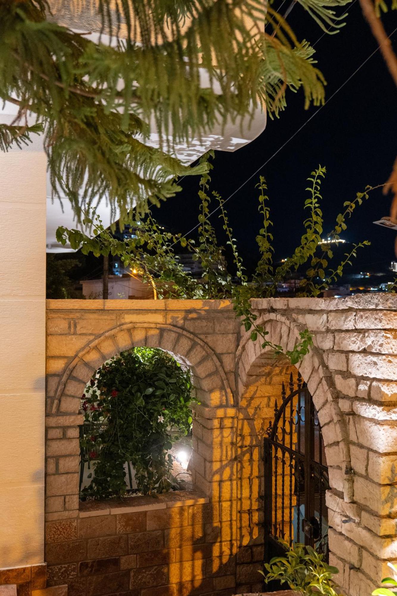 Kamara Rooms Sarandë Eksteriør bilde